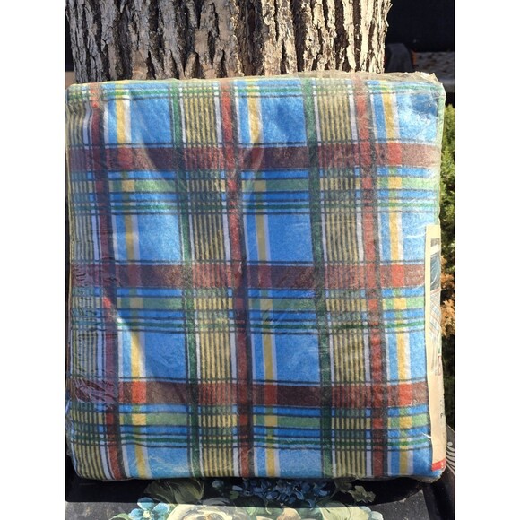 Home Designs Fashion Print Blanket Ducks - Picture 4 of 4